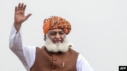 سکیورٹی کیبن، جنریٹر اور اضافی کچن بھی سی ڈی اے کے نشانے پر