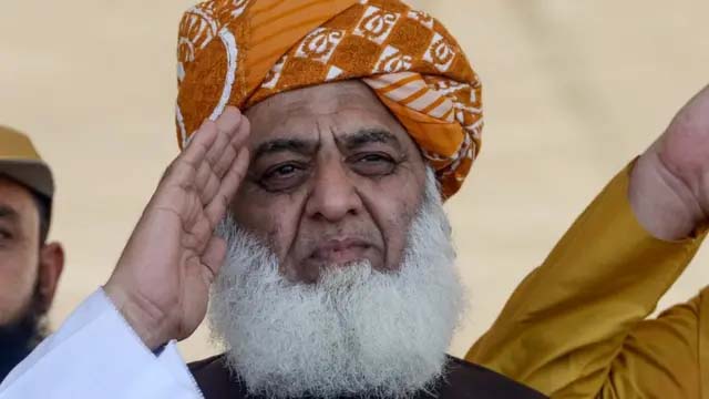 مولانا فضل الرحمن بھی کچھ شرم و حیا کریں، خواجہ آصف کا قومی اسمبلی میں سخت جواب
