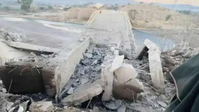 خضدار شہدادکوٹ روڈ پر دھماکا، کرخ کے علاقے لاکھارو میں پل تباہ