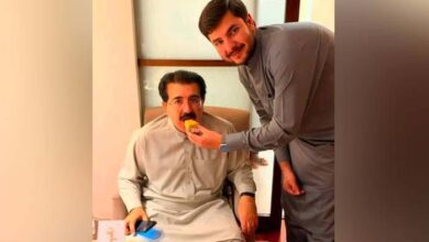 بلوچستان سے تعلق رکھنے والے پہلے سیاست دان تھے