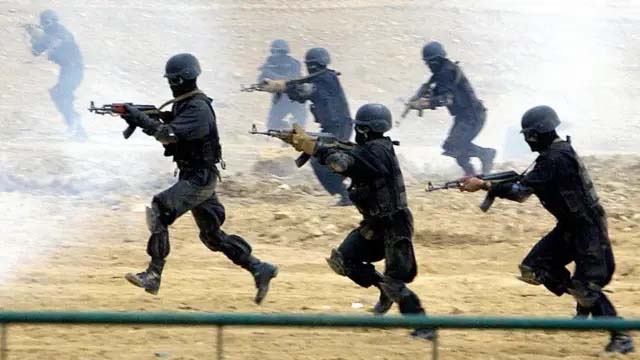 نوشکی میں فائرنگ کا سلسلہ جاری، شہر میں خوف و ہراس پھیل گیا